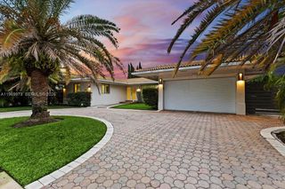 12930 Oleander Rd, North Miami, FL 33181