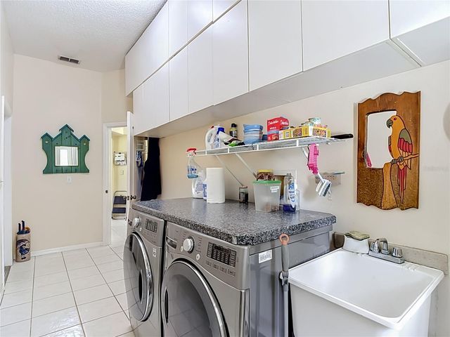 8338 HANDCART ROAD, Wesley Chapel, FL 33545