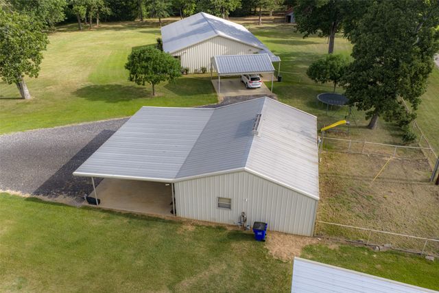10457 State Highway 110, Van, TX 75790