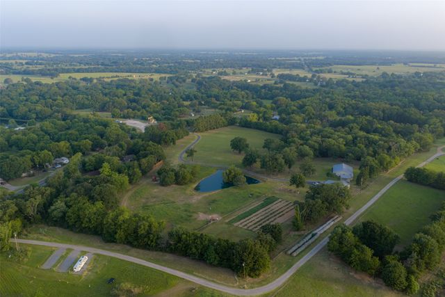 10457 State Highway 110, Van, TX 75790