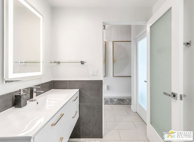 939 S Broadway 309, Los Angeles, CA 90015