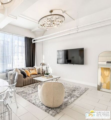 939 S Broadway 309, Los Angeles, CA 90015