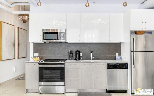 939 S Broadway 309, Los Angeles, CA 90015