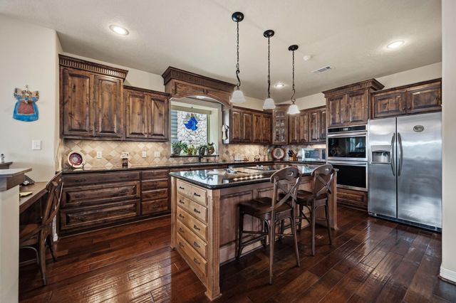 507 W Lake Shore Drive, Livingston, TX 77351