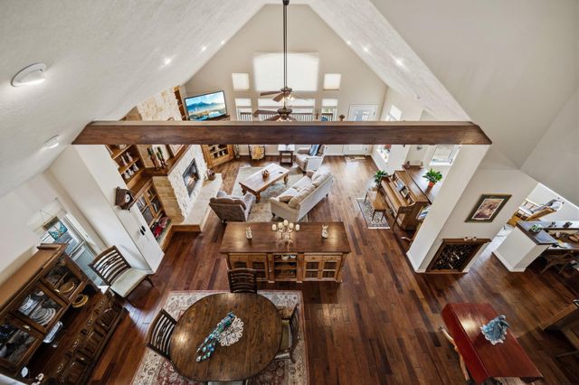 507 W Lake Shore Drive, Livingston, TX 77351