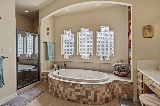 507 W Lake Shore Drive, Livingston, TX 77351