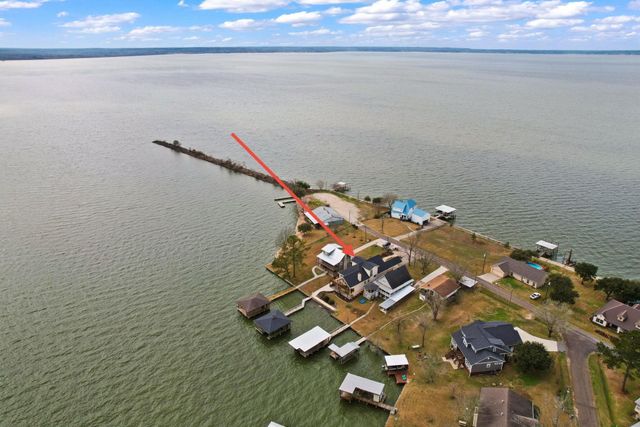 507 W Lake Shore Drive, Livingston, TX 77351