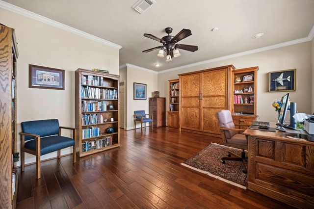 507 W Lake Shore Drive, Livingston, TX 77351