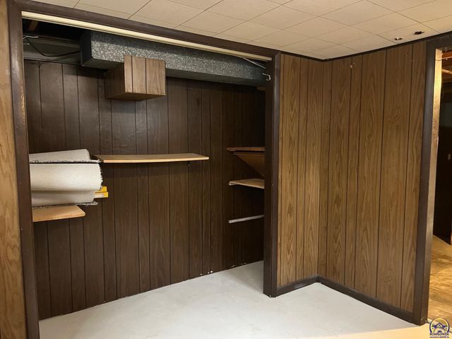 3104 SE Michigan AVE, Topeka, KS 66605