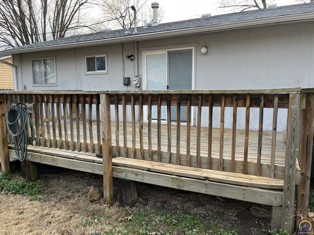 3104 SE Michigan AVE, Topeka, KS 66605