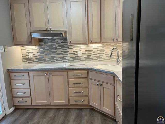 3104 SE Michigan AVE, Topeka, KS 66605