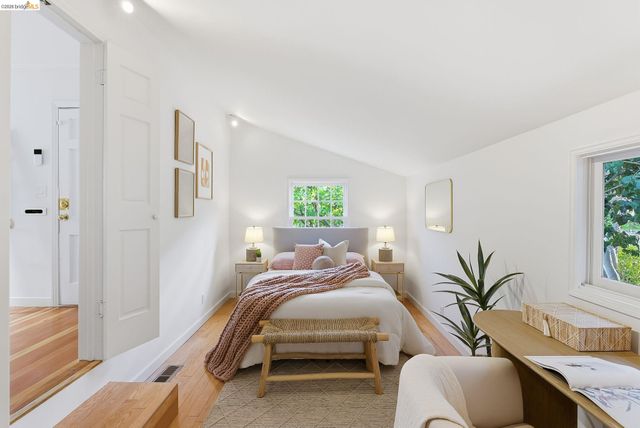 4061 Whittle Ave, Oakland, CA 94602