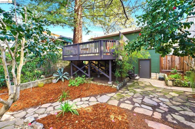 4061 Whittle Ave, Oakland, CA 94602