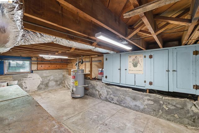 4061 Whittle Ave, Oakland, CA 94602