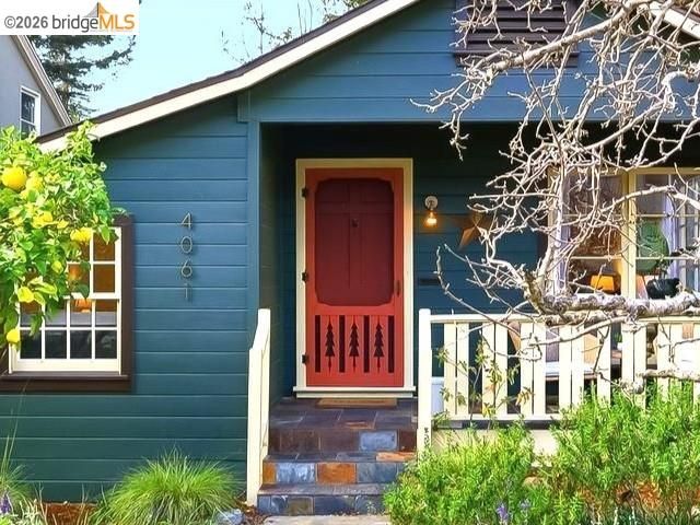 4061 Whittle Ave, Oakland, CA 94602