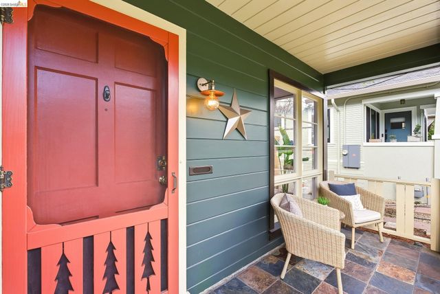 4061 Whittle Ave, Oakland, CA 94602