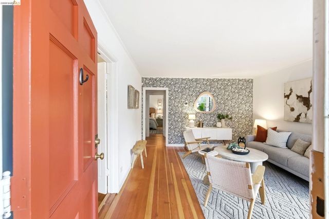 4061 Whittle Ave, Oakland, CA 94602