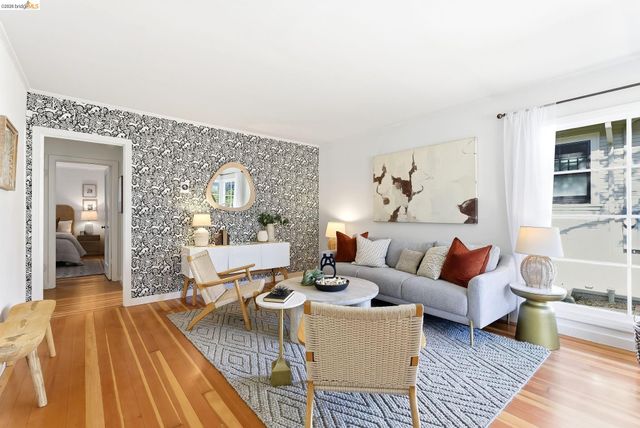 4061 Whittle Ave, Oakland, CA 94602