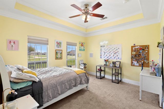 2000 Pin Oak Drive, Kaufman, TX 75142