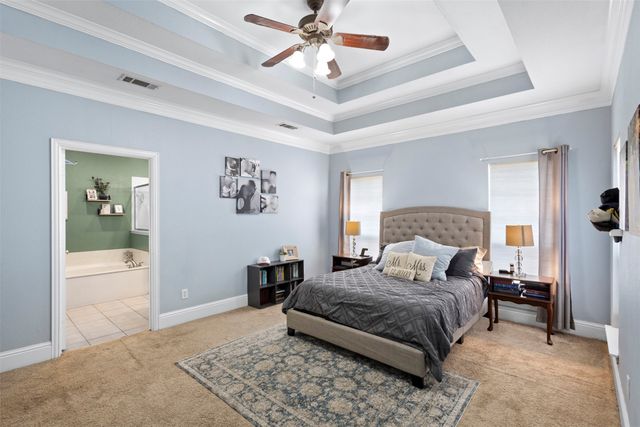 2000 Pin Oak Drive, Kaufman, TX 75142