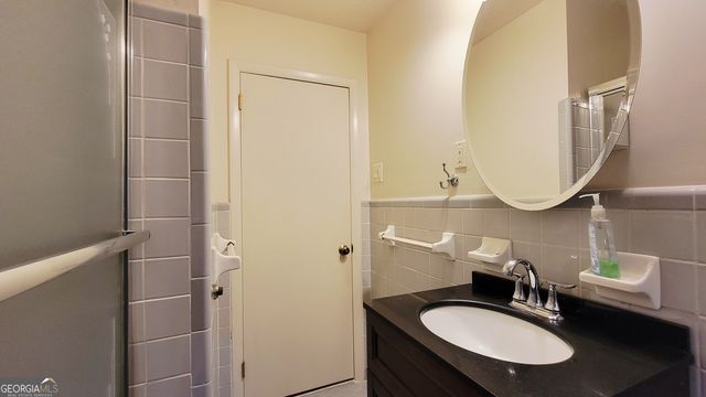 1527 Patricia Drive, Morrow, GA 30260