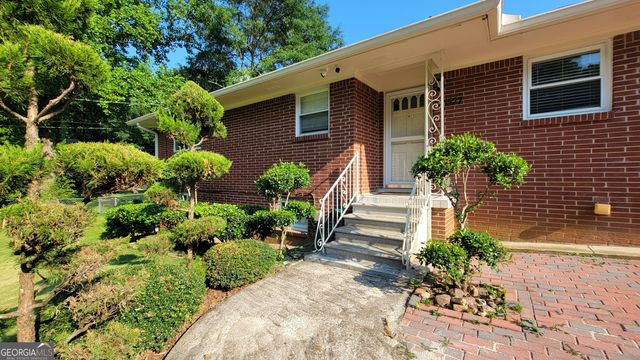 1527 Patricia Drive, Morrow, GA 30260