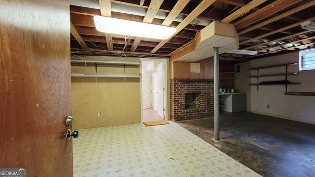 1527 Patricia Drive, Morrow, GA 30260