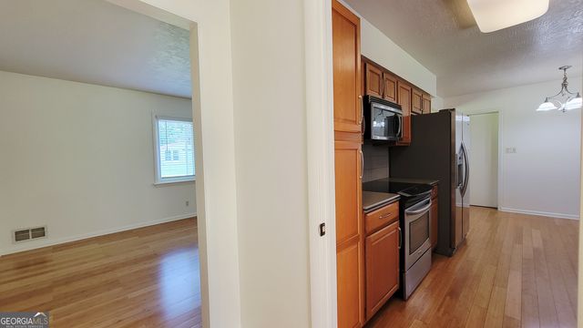 1527 Patricia Drive, Morrow, GA 30260