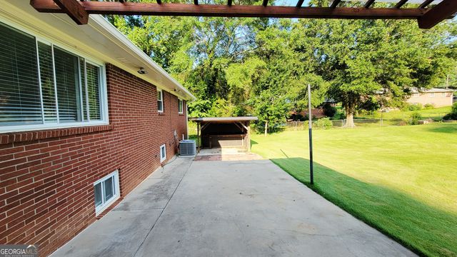 1527 Patricia Drive, Morrow, GA 30260