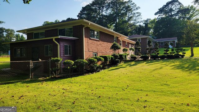 1527 Patricia Drive, Morrow, GA 30260