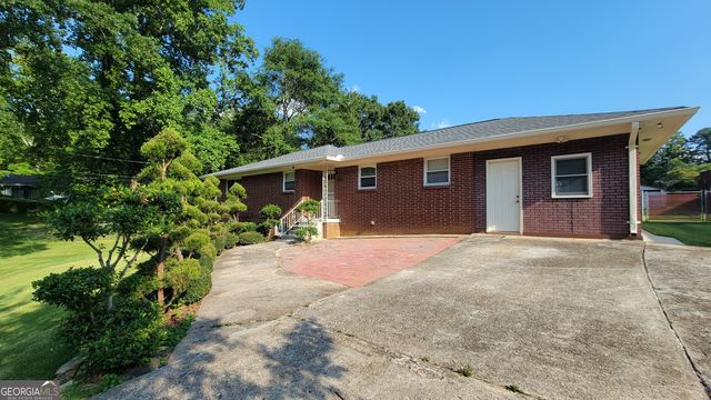 1527 Patricia Drive, Morrow, GA 30260