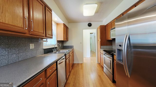 1527 Patricia Drive, Morrow, GA 30260