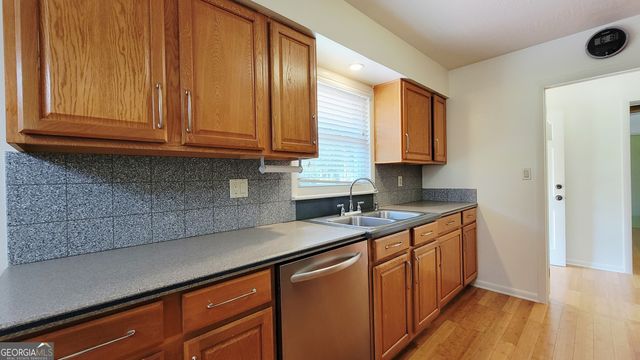 1527 Patricia Drive, Morrow, GA 30260