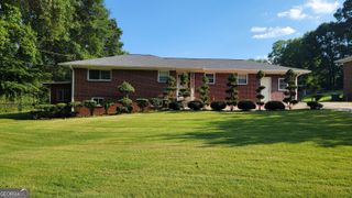 1527 Patricia Drive, Morrow, GA 30260