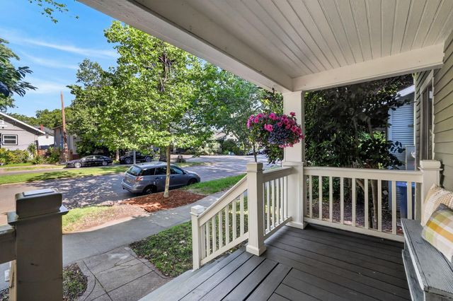 305 21st St, Sacramento, CA 95811