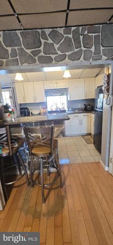 2619 E HAGERT ST, Philadelphia, PA 19125