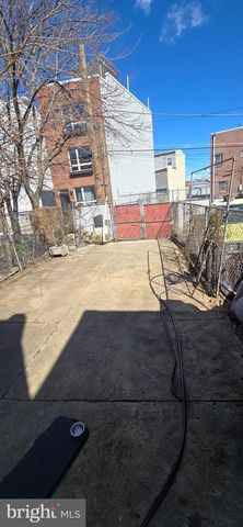 2619 E HAGERT ST, Philadelphia, PA 19125