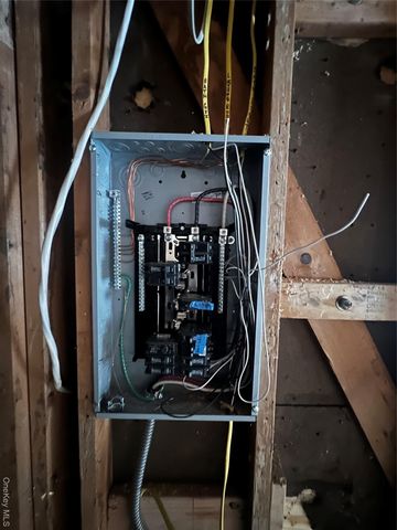 547 Taylor Avenue, East Patchogue, NY 11772