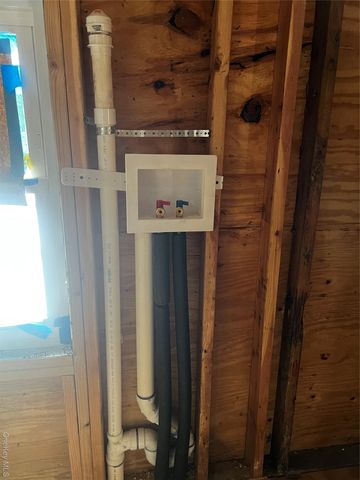 547 Taylor Avenue, East Patchogue, NY 11772