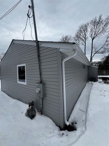 547 Taylor Avenue, East Patchogue, NY 11772