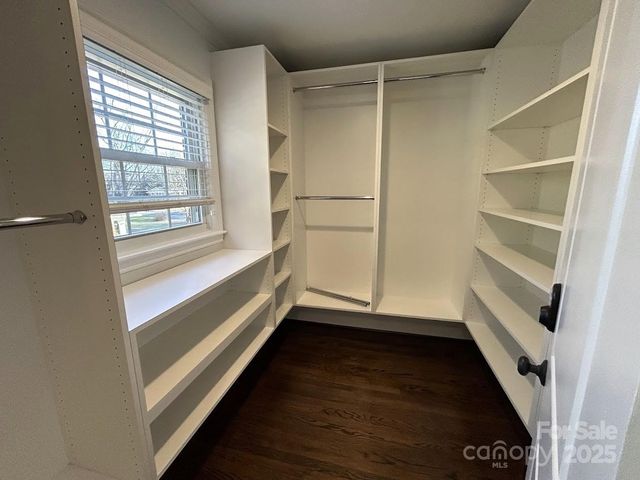 7117 Woodstream Drive, Charlotte, NC 28210