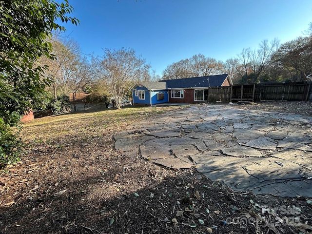 7117 Woodstream Drive, Charlotte, NC 28210