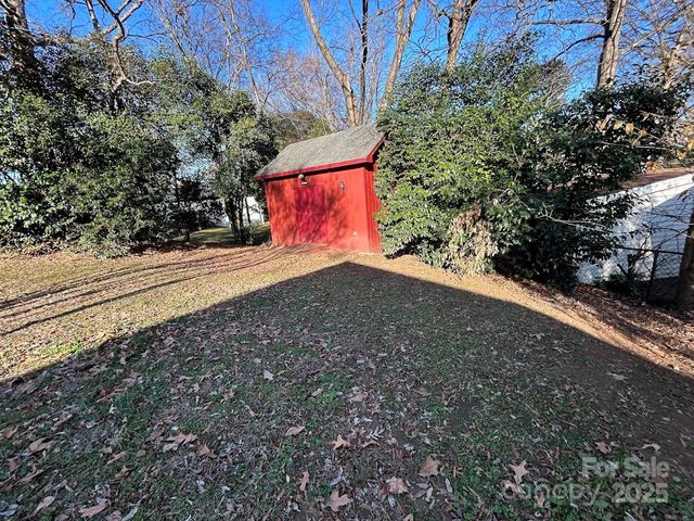 7117 Woodstream Drive, Charlotte, NC 28210