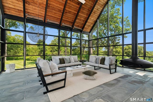 10 Dragonwood Lane, Weston, CT 06883