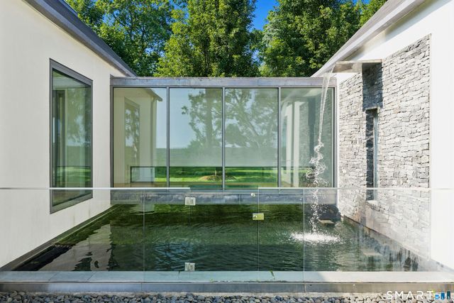 10 Dragonwood Lane, Weston, CT 06883