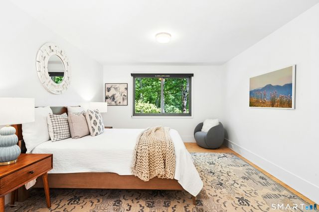 10 Dragonwood Lane, Weston, CT 06883