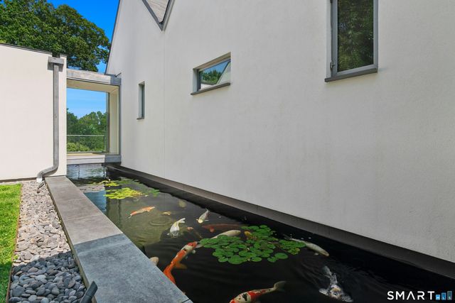 10 Dragonwood Lane, Weston, CT 06883