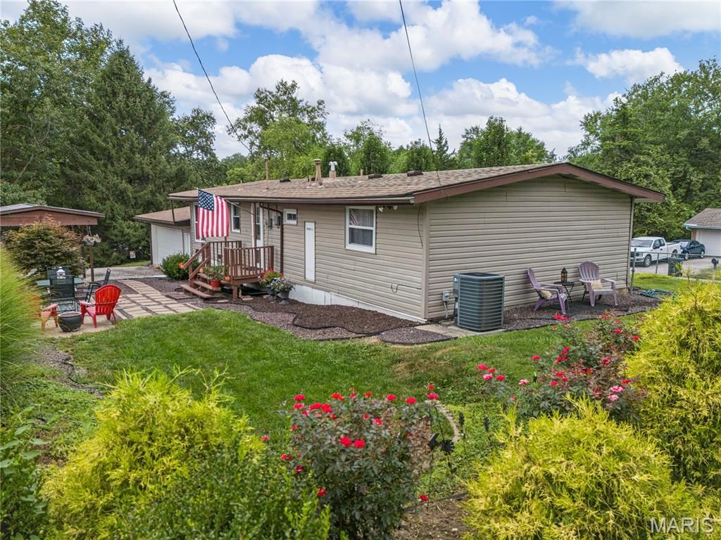 510 Fern Drive, Belleville, IL 62223