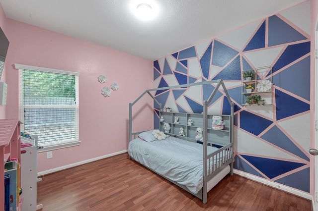 208 Summer Pine Court, Conroe, TX 77304