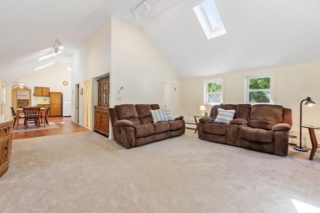 136 Fairbanks St, West Boylston, MA 01583